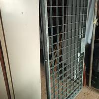 Porta di Sicurezza Robusta .con telaio e serratura