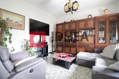 CASA SINGOLA DIVISIBILE IN DUE APPARTAMENTI RIF. F