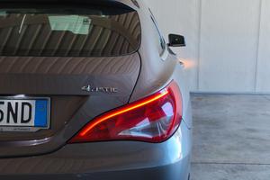 Mercedes-benz CLA 200d 4Matic Premium