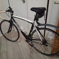 Bici da corsa in carbonio come nuova