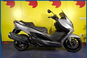SUZUKI Burgman AN 400 Garantito e Finanziabile