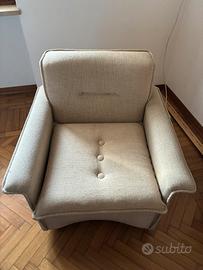 Poltrona in tessuto