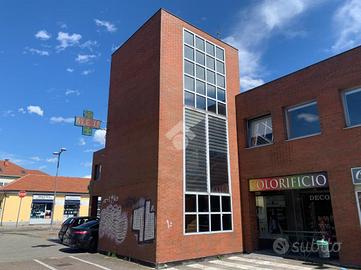 NEGOZIO A SETTIMO TORINESE