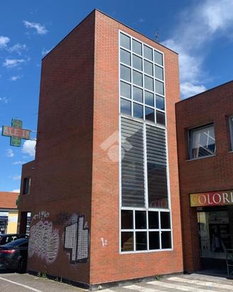 NEGOZIO A SETTIMO TORINESE