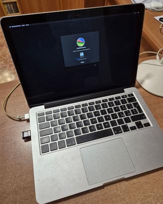 Macbook Pro 13 i5 8gb 256 SSD