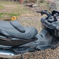 Suzuki burgman 650 executive