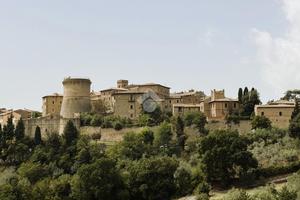 CASA INDIPENDENTE A GUALDO CATTANEO