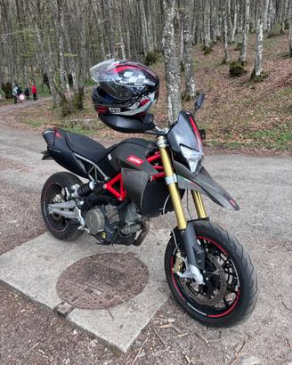 Aprilia dorsoduro 750