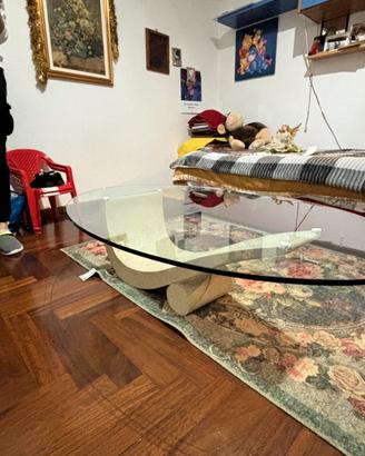 Tavolino da salotto in vetro – design moderno