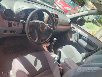 Toyota RAV4  5p del 2002 Motore sostituito 180k km