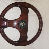 Volante sportivo vintage in legno 