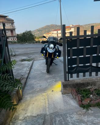Suzuki v-strom 1000