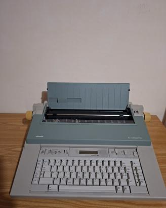macchina da scrivere elettronica