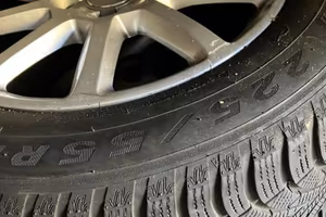 GOMME  TERMICHE CON CERCHI ORIGINALI AUDI