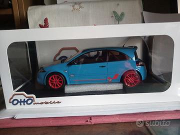 Megane R26 R blu Dynamo 1/18 ottomobile cod OT1230