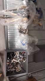 50 FERMA VETRINA IN ACCIAIO CON CHIAVE