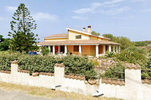 Villa indipendente con piscina