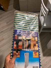 Custodia per abiti con attaccapanni