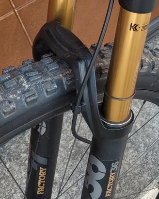 fox kashima componenti top di gamma
