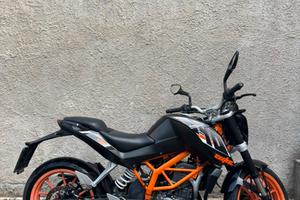 KTM Duke 390 - 2014 -26000 Km