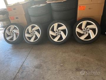 CERCHI LEGA ORIG. W. +GOMME ESTIVE DA 17 GOODYEAR