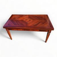 Tavolo artigianale allungabile con intarsio centra