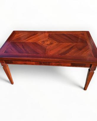 Tavolo artigianale allungabile con intarsio centra