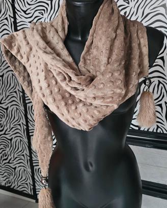 Sciarpa tessuto minky con eleganti Pompon di volpe