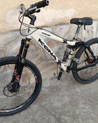 Kona coiler forcella marzocchi e Fox MTB bici