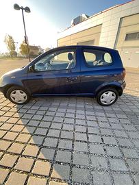 Toyota yaris prezzo trattabile