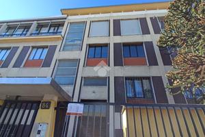 UFFICIO A TREZZANO SUL NAVIGLIO