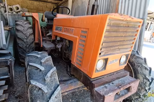 Trattore Agricolo FIAT 570DT 