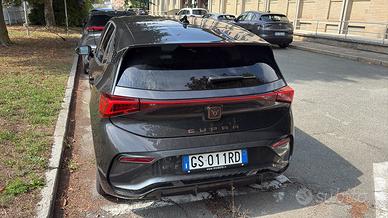 Cupra Borrn Impulse+ e-boost 170kw batteria 58kw