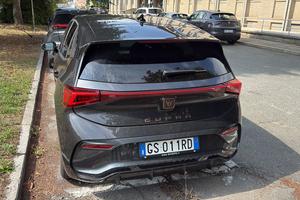 Cupra Borrn Impulse+ e-boost 170kw batteria 58kw