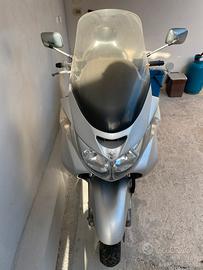 Suzuki burgman 250