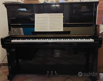 Pianoforte Yamaha U3 verticale