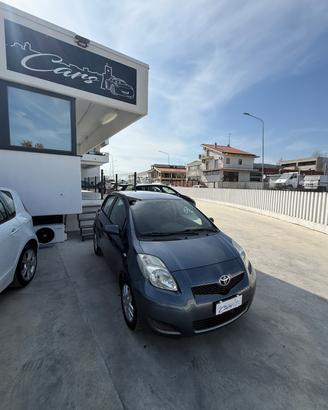 Toyota Yaris 1.0 5 porte Sol