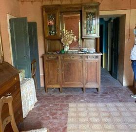 Villa di 500 m² con 1 locale a Polinago