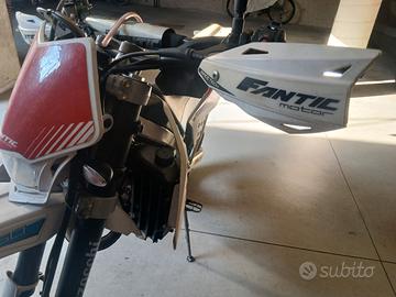 FANTIC MOTARD 50
