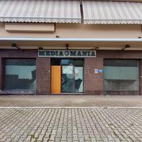 NEGOZIO A GIULIANOVA
