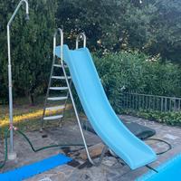 Scivolo per piscina