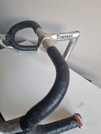 manubrio bicicletta corsa