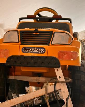 Macchina a batteria Peg Perego