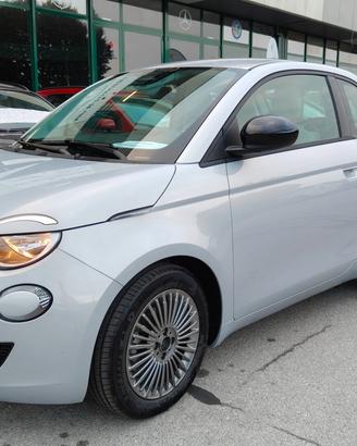 Fiat 500 Berlina Hybrid Icon