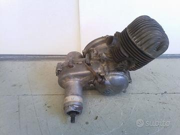 VESPA Faro Basso Motore VN1M