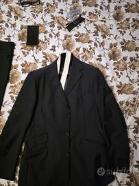 abito elegante uomo