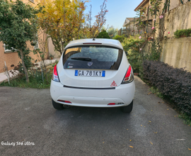 Lancia Ypsilon 1,2 69 cv Gold my2020 s&s prezzo tr