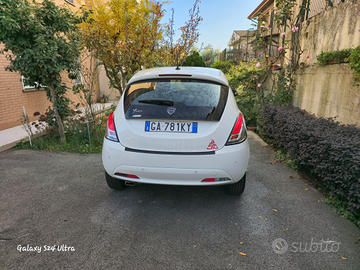 Lancia Ypsilon 1,2 69 cv Gold my2020 s&s prezzo tr