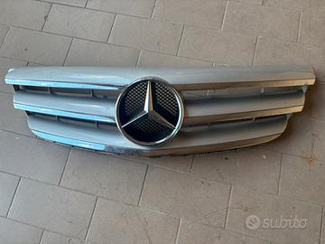 Griglia anteriore mercedes classe b