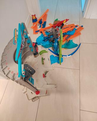 piste e garage hot wheels
